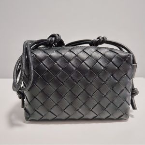 BOTTEGA VENETA - Mini Loop Camera Bag (Black)
